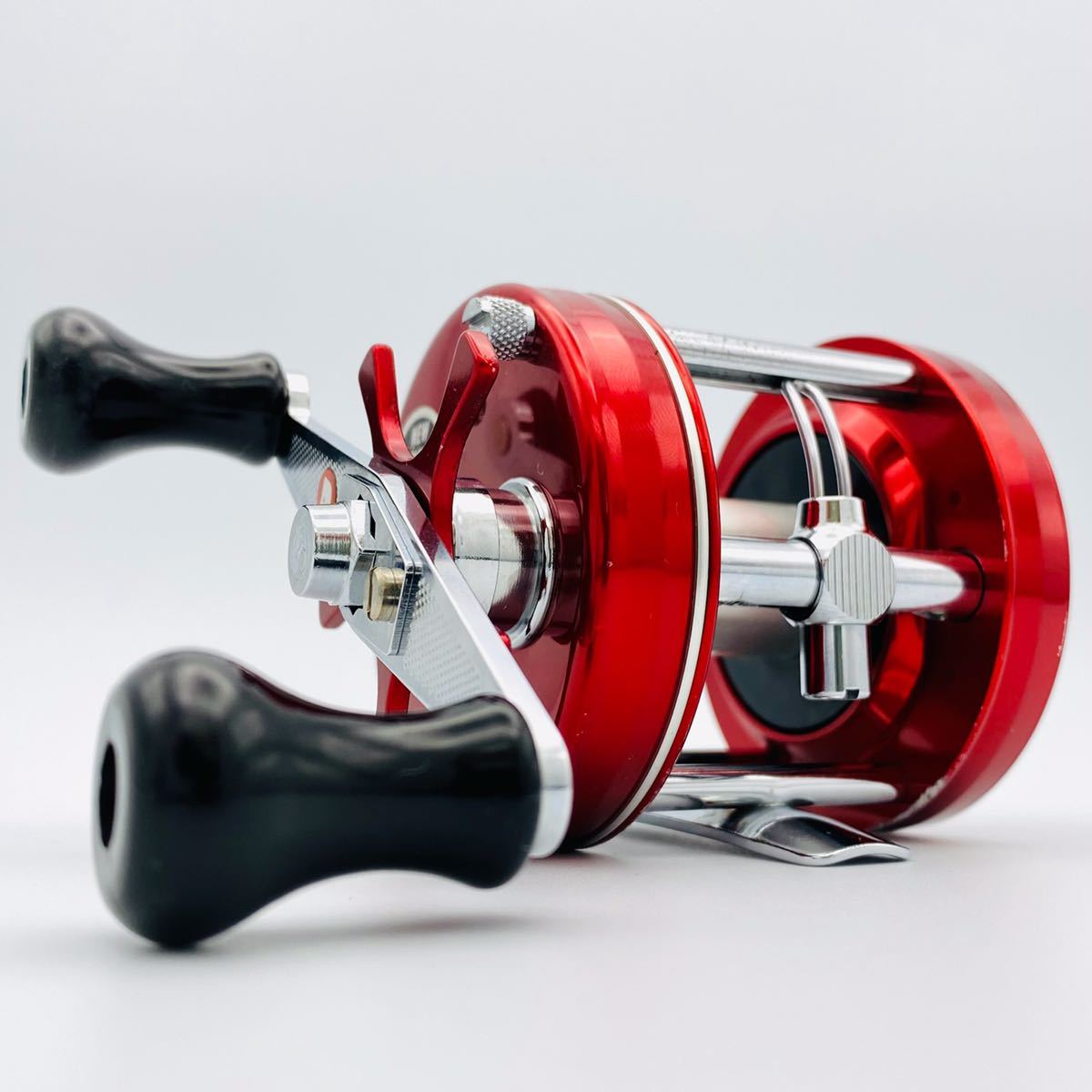 即決 希少 79年 ABU アンバサダー 5500 チェリーレッド 整備済