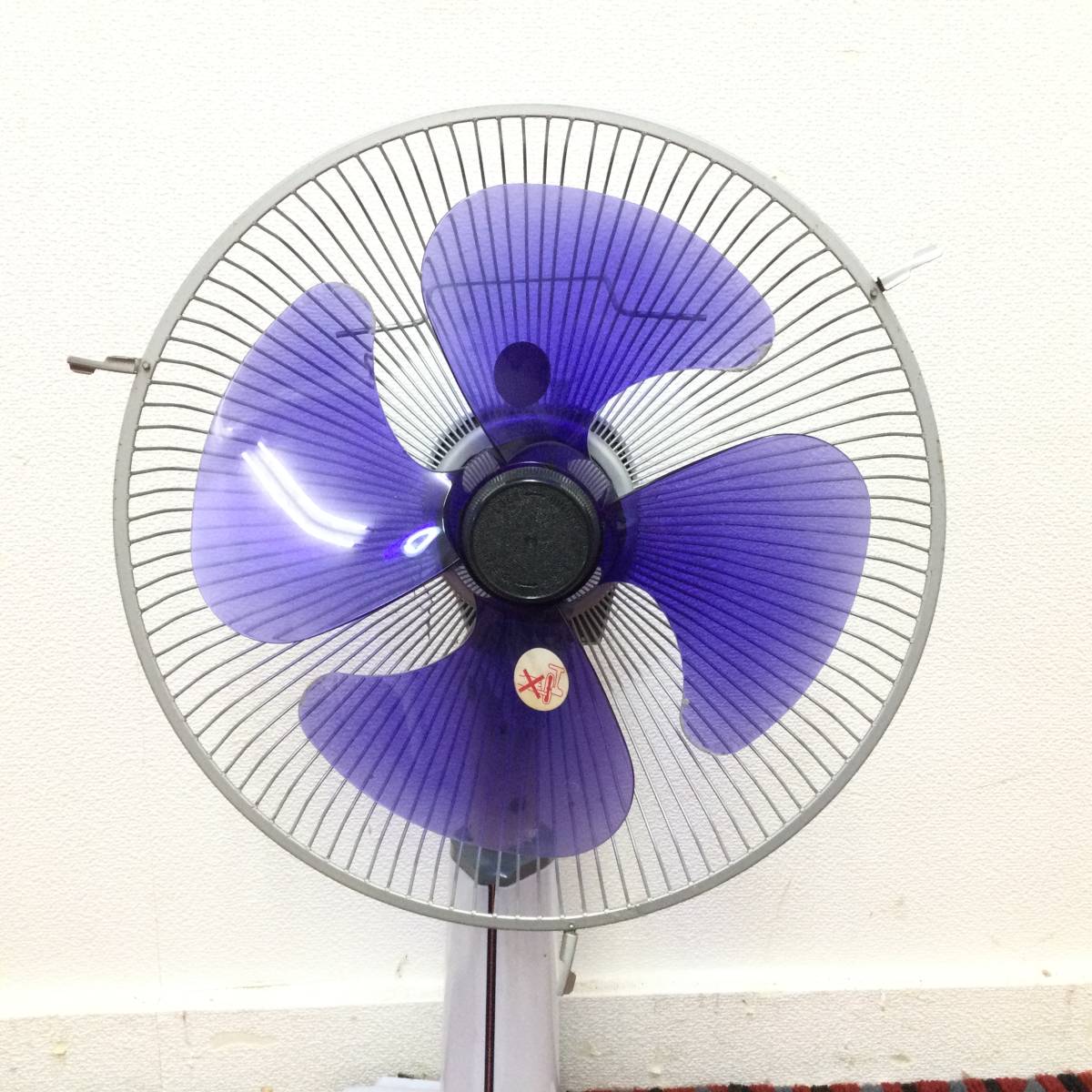 Yahoo!オークション - 【動作品】 TOSHIBA 東芝 扇風機 F-221B 4枚羽