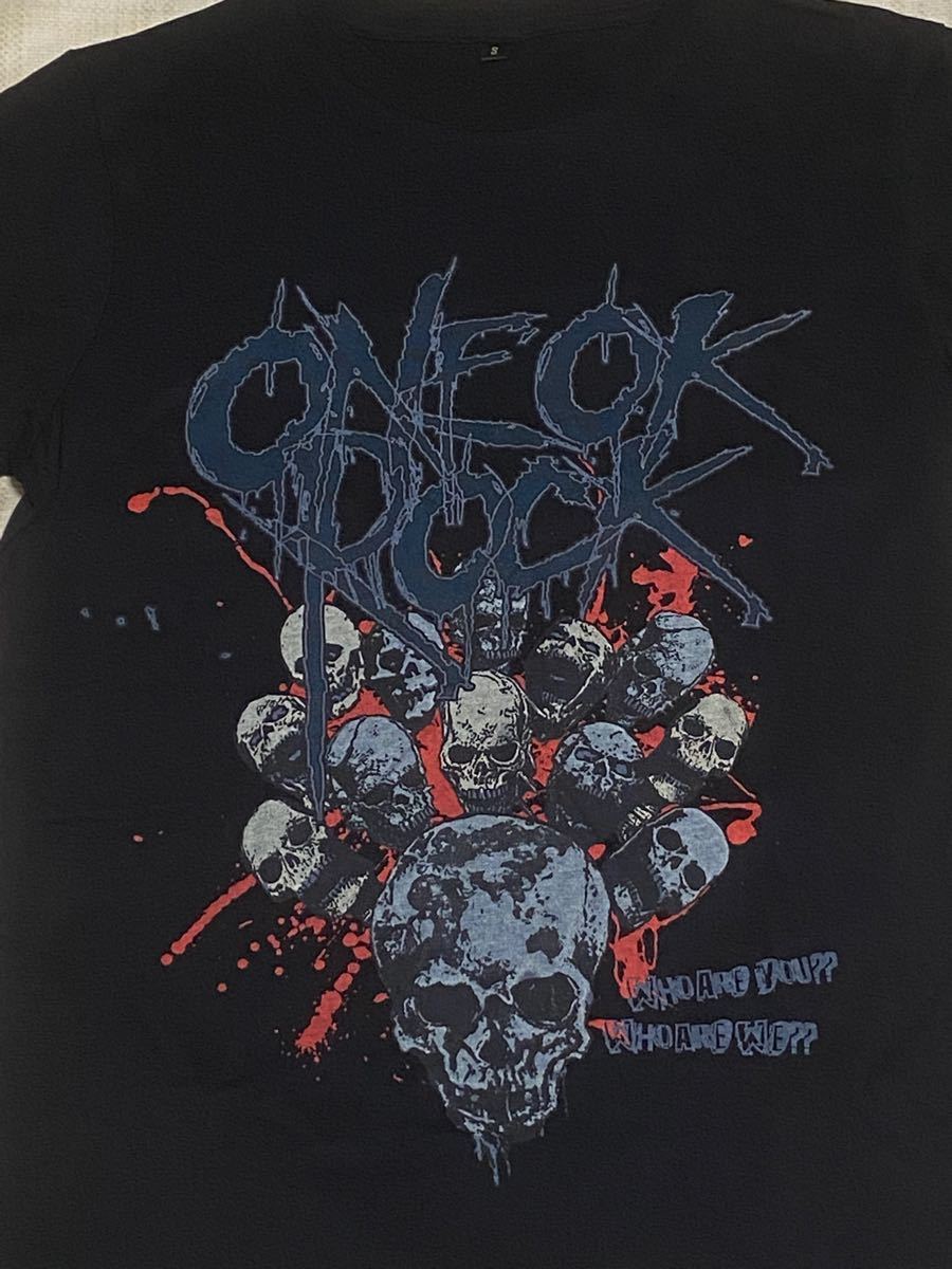 美品 ONE OK ROCK 2013年 海外ツアー限定Tシャツ ワンオクロック