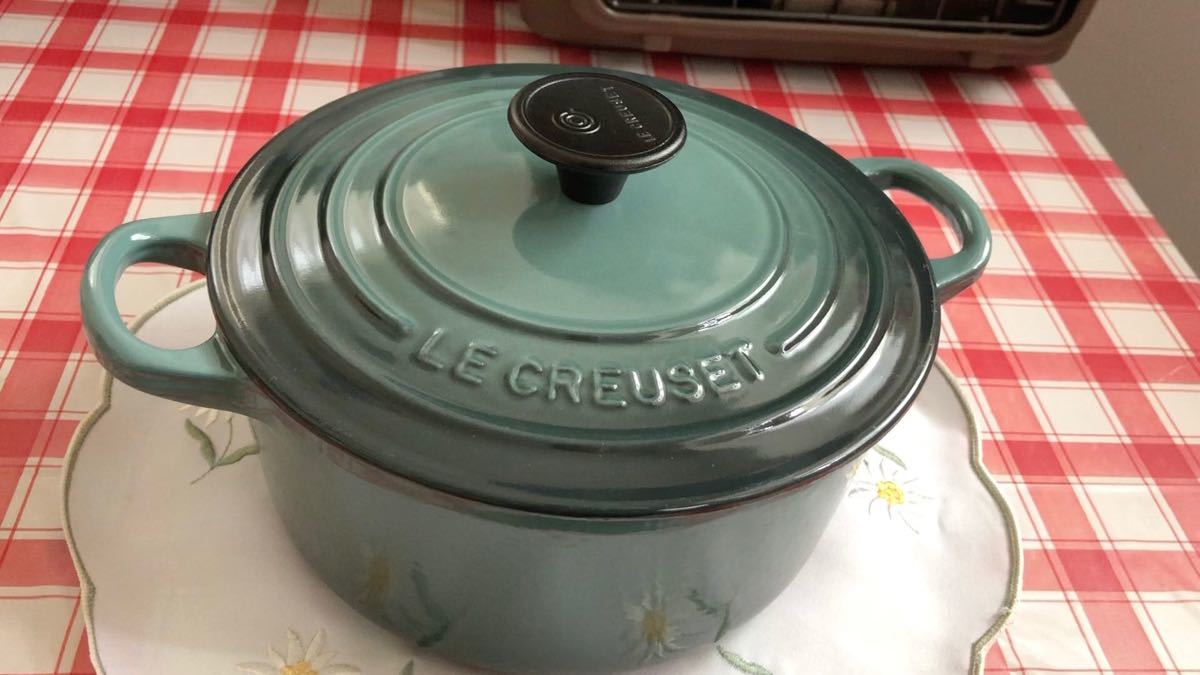 新品 限定色 ル・クルーゼ ピュリストブルー ココット・フルール 両手