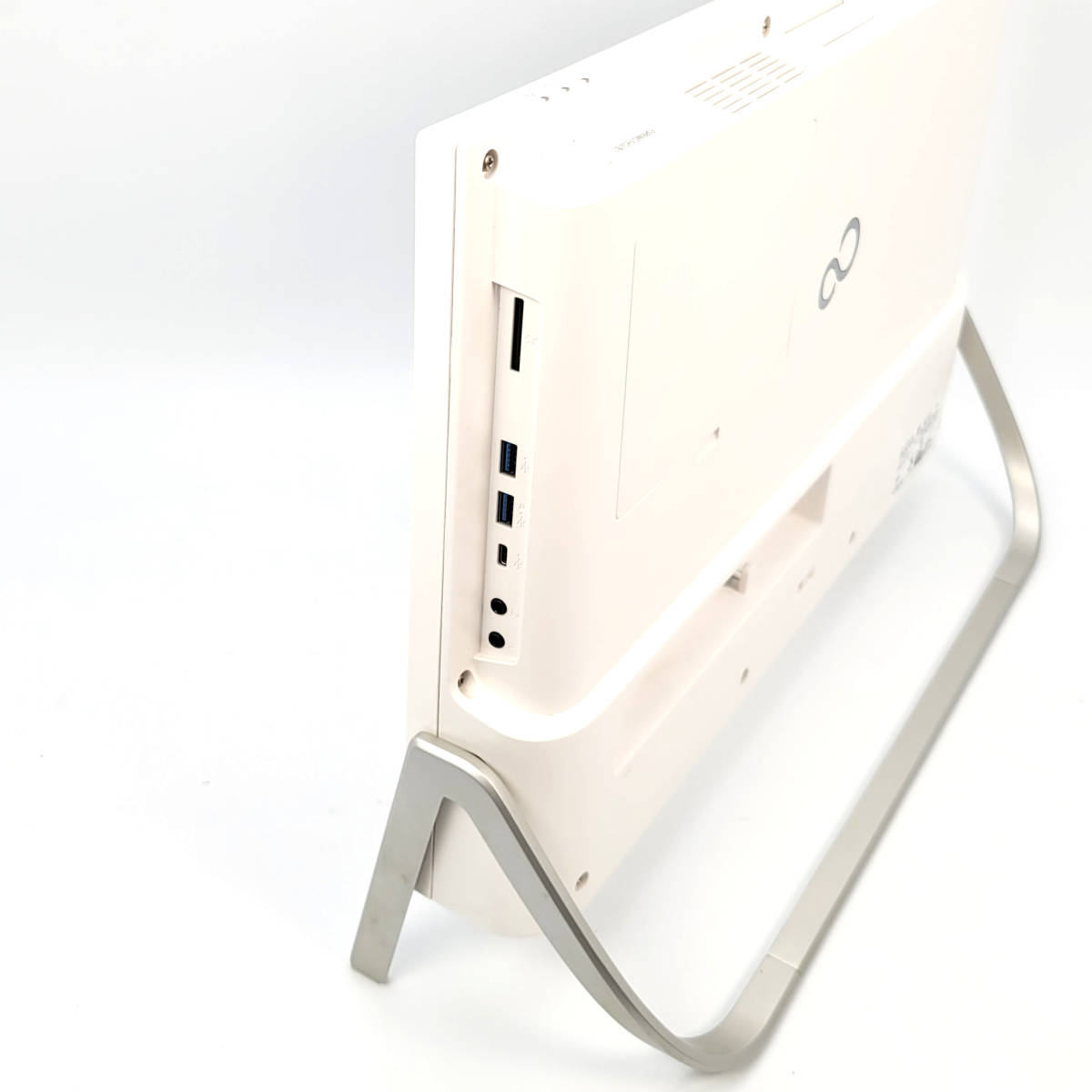 富士通 ESPRIMO FH52/B1 FMVF52B1WG 液晶一体型PC BIOS起動のみ確認