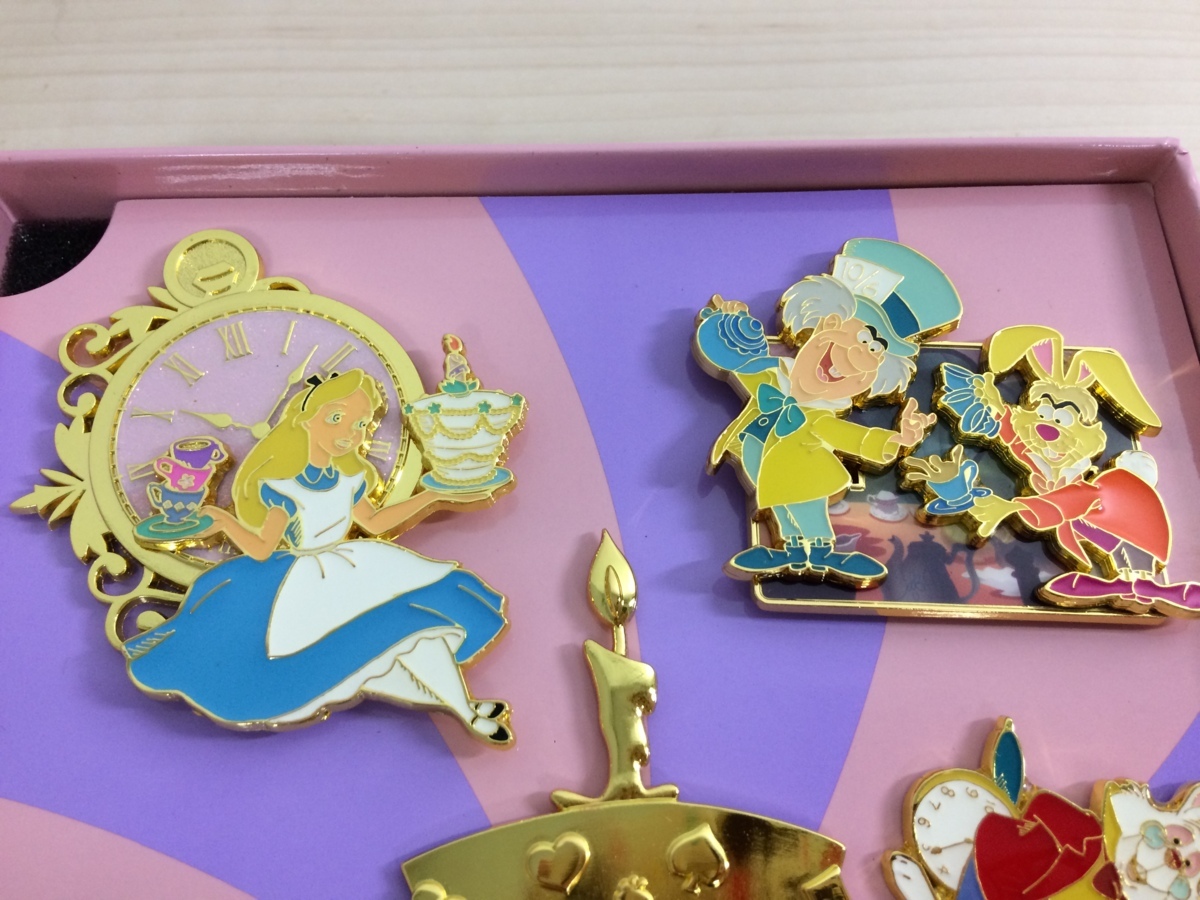 Yahoo!オークション - ディズニー ストア 不思議の国のアリス 70周年