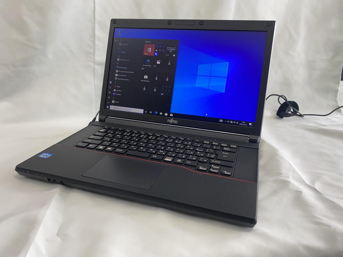 富士通 LIFEBOOK A573/G WindowsXP 富士通 FMV LIFEBOOK A573/G
