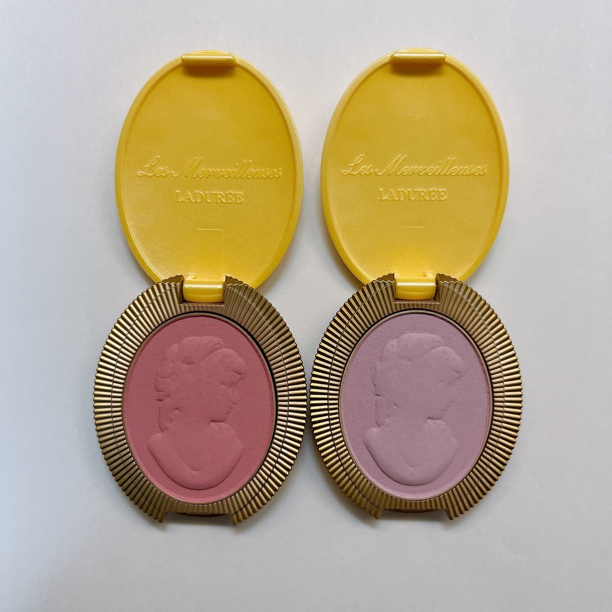 レ・メルヴェイユーズ ラデュレ プレスト チークカラー N 01