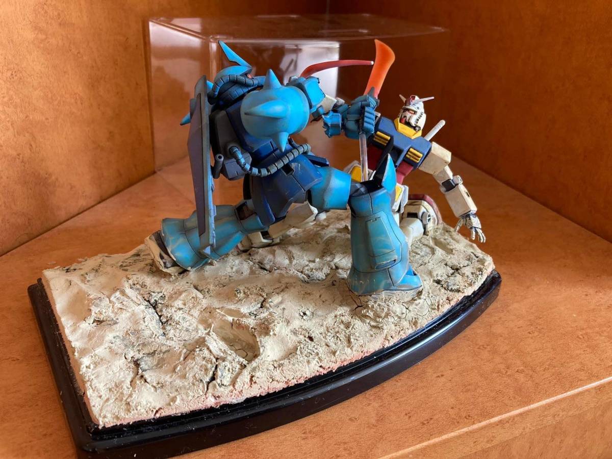 Yahoo!オークション - グフVSガンダム ジオラマ 砂漠