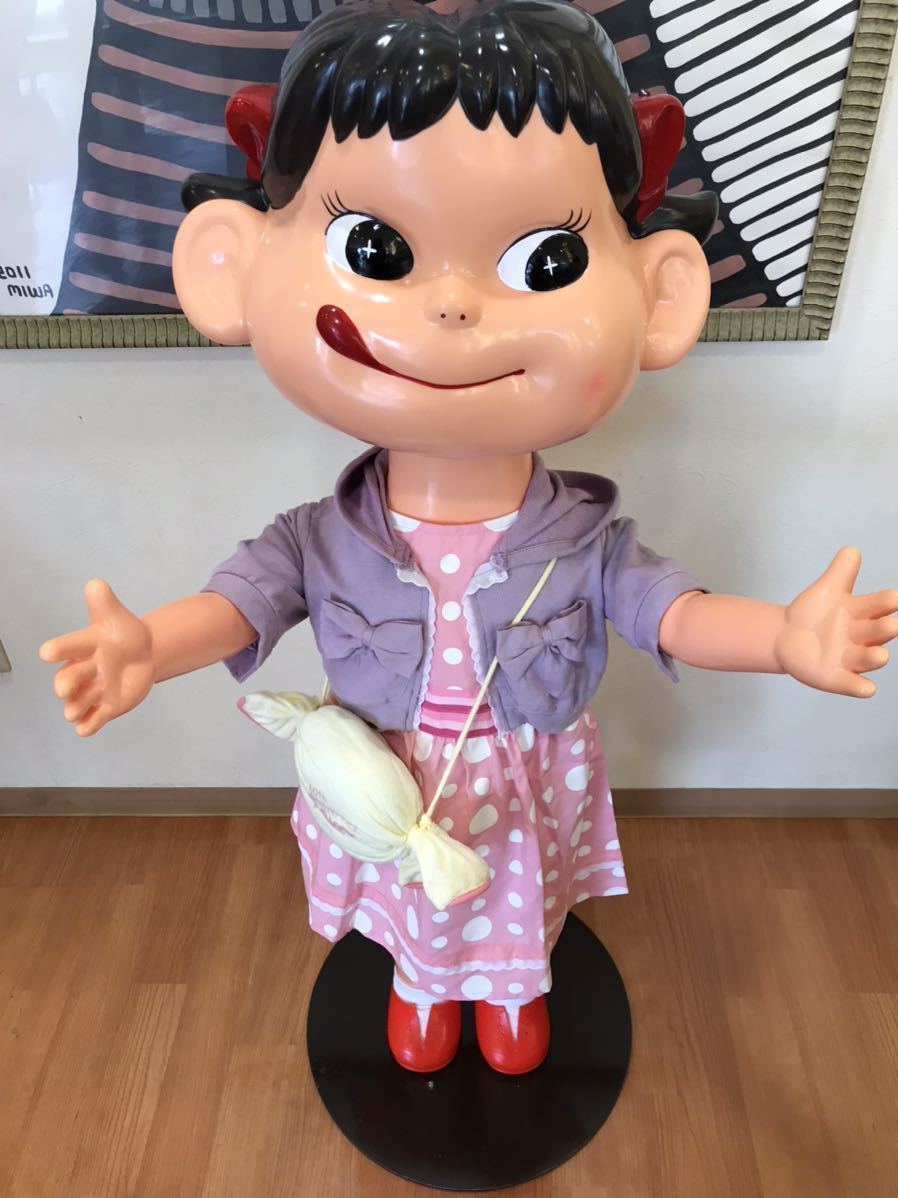 Yahoo!オークション - 不二家ペコちゃん 店頭ペコちゃん人形 ほっぺの