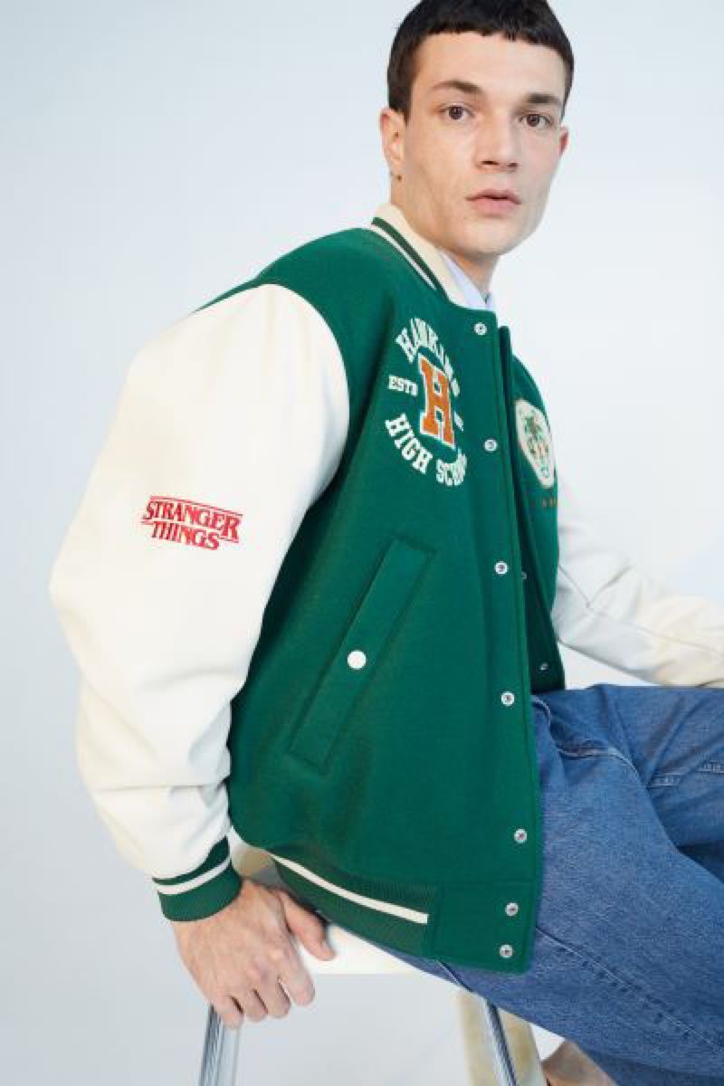 即日発送】ストレンジャーシングス×H&M 限定コラボスタジャン