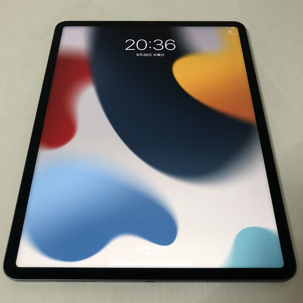 土日限定14万円も】【新品同様】iPad Pro 12 9インチ 第5世代 / 512GB