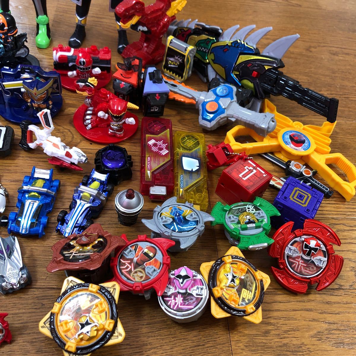 仮面ライダー スーパー戦隊おもちゃ まとめ売り｜Yahoo!フリマ（旧