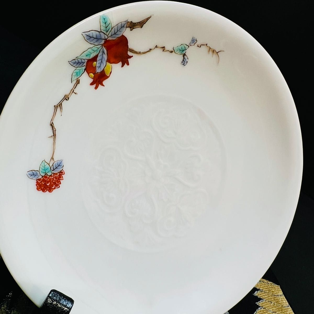 人間国宝 11代酒井田柿右衛門 染錦柘榴紋 皿 1枚 二重渦福 角福銘