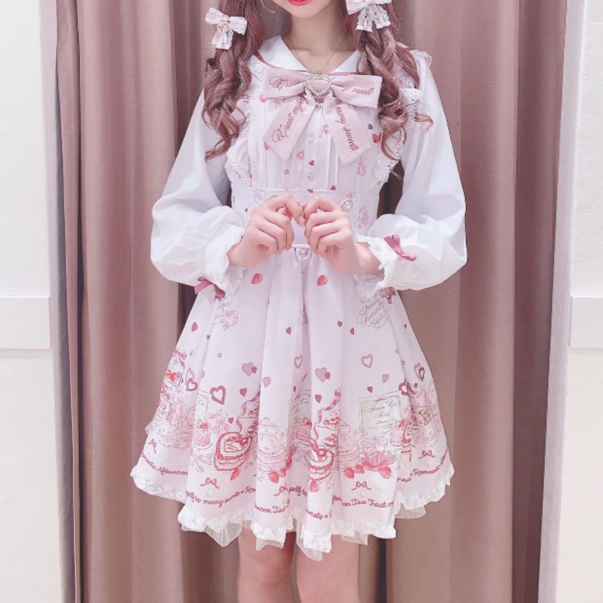 新品タグ付き】リズリサ Many Hearts Afternoontea柄 ワンピース