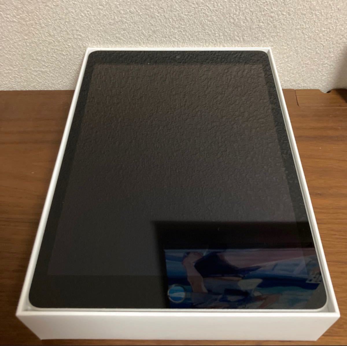 Apple iPad（第9世代） Wi-Fiモデル 64GB シルバー アップル 2021