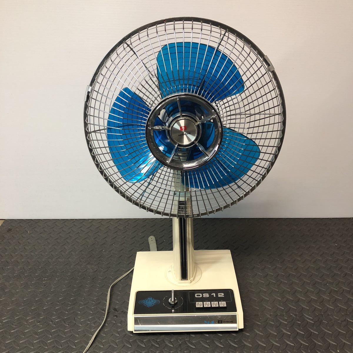 Yahoo!オークション - 昭和レトロ 日立 扇風機 さわ風 H-674 元箱 動作