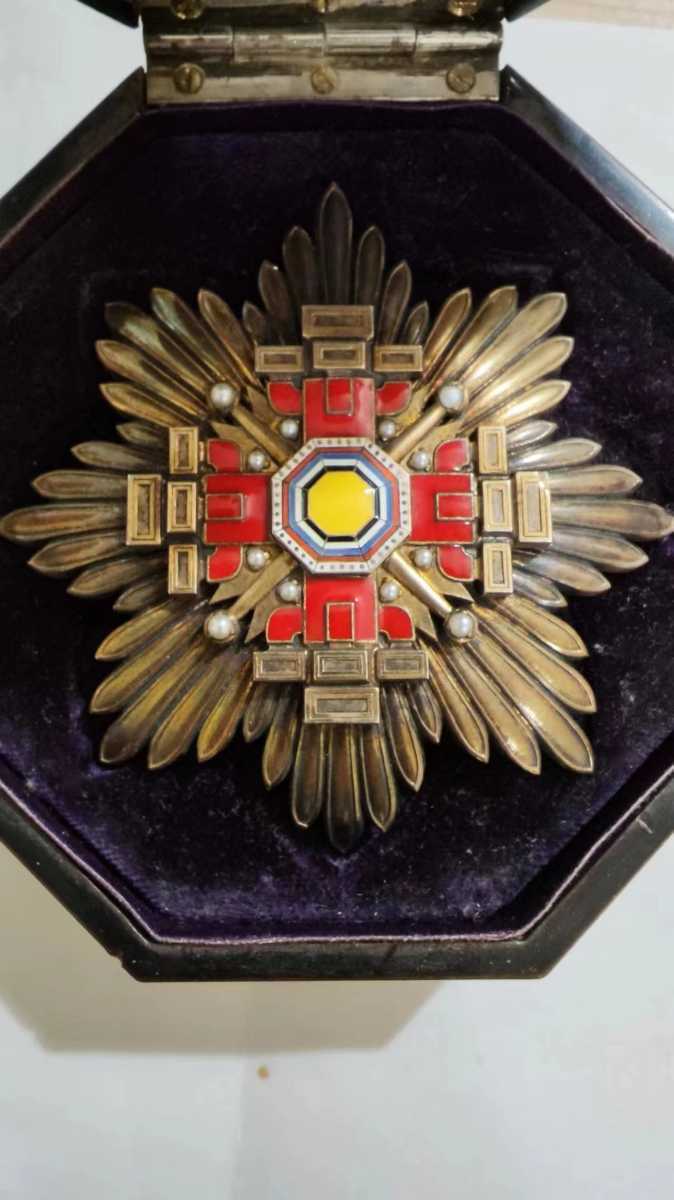 Yahoo!オークション - 【個人保管品/美品】大日本帝国 満州国 勲二位柱