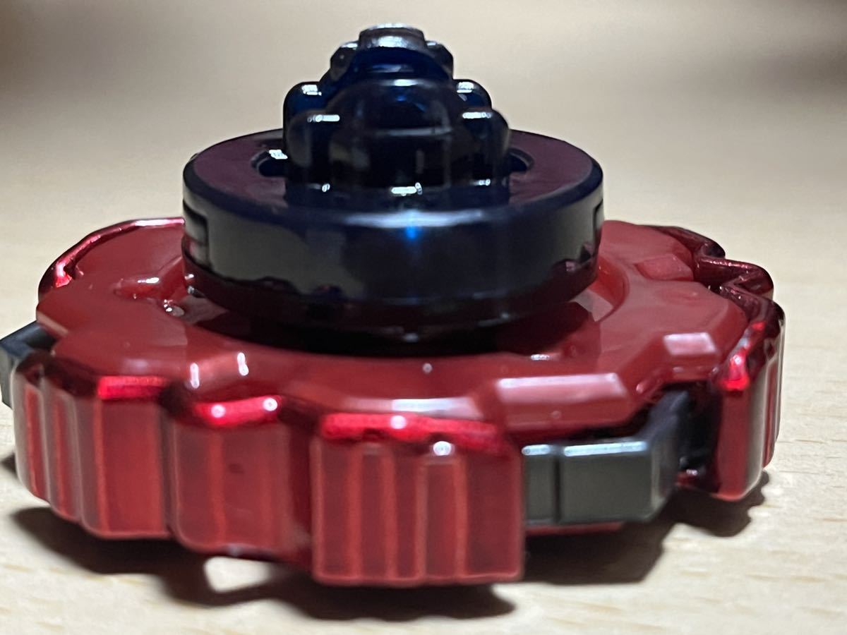 メタルファイトベイブレード ヴァリアレスD D 赤 レッド 希少 鑑賞用