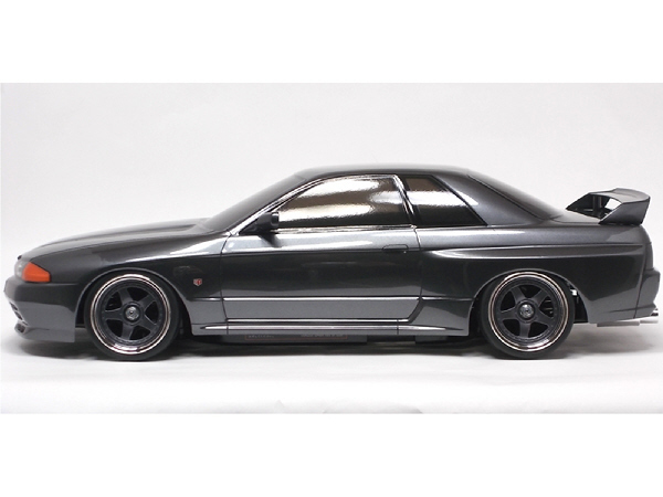 Yahoo!オークション - タミヤ R32 スカイライン GT-R 電飾付 塗装済完