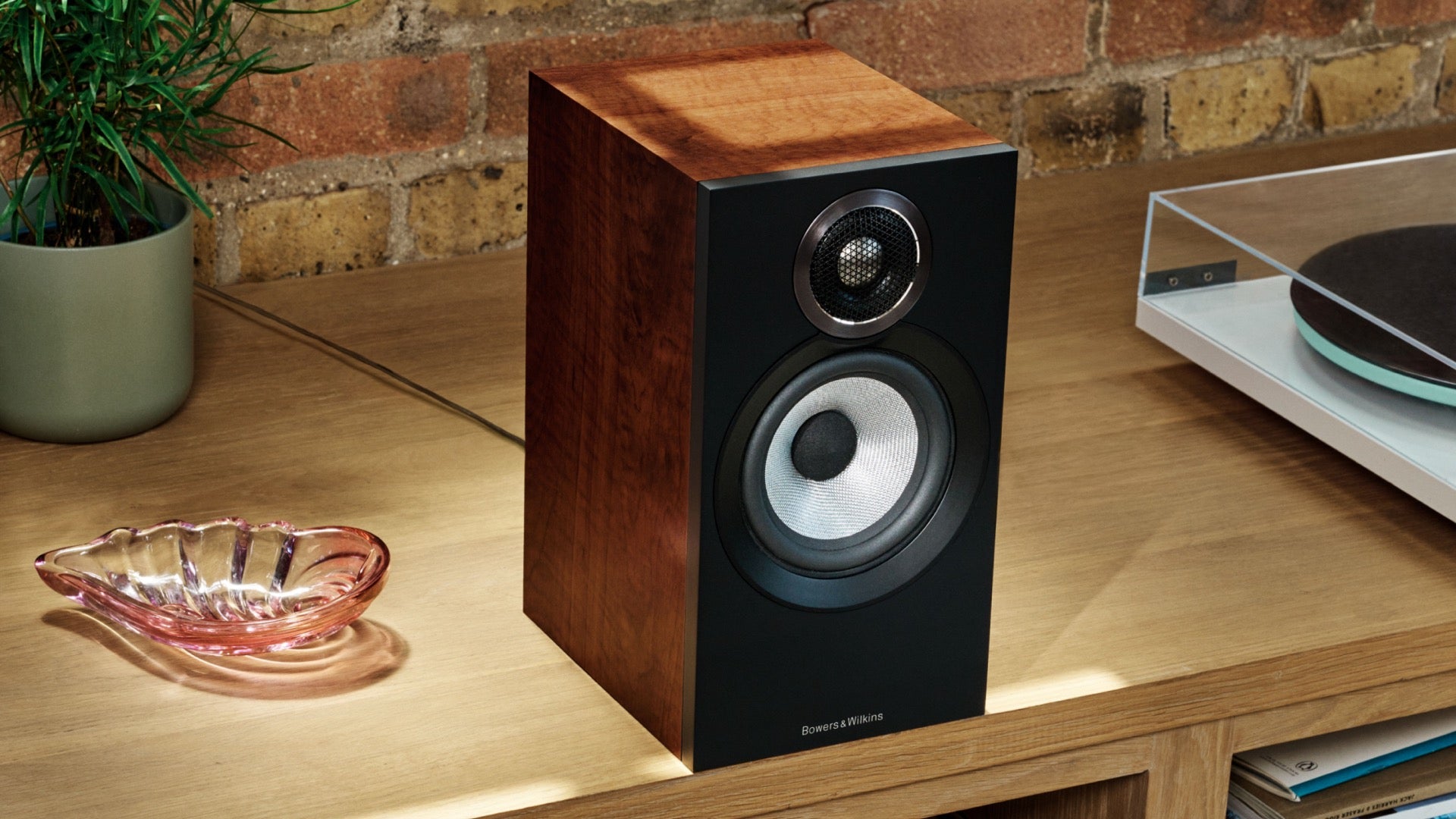 Bowers & Wilkins 607 S3 （ペア） ブックシェルフスピーカー – CORE
