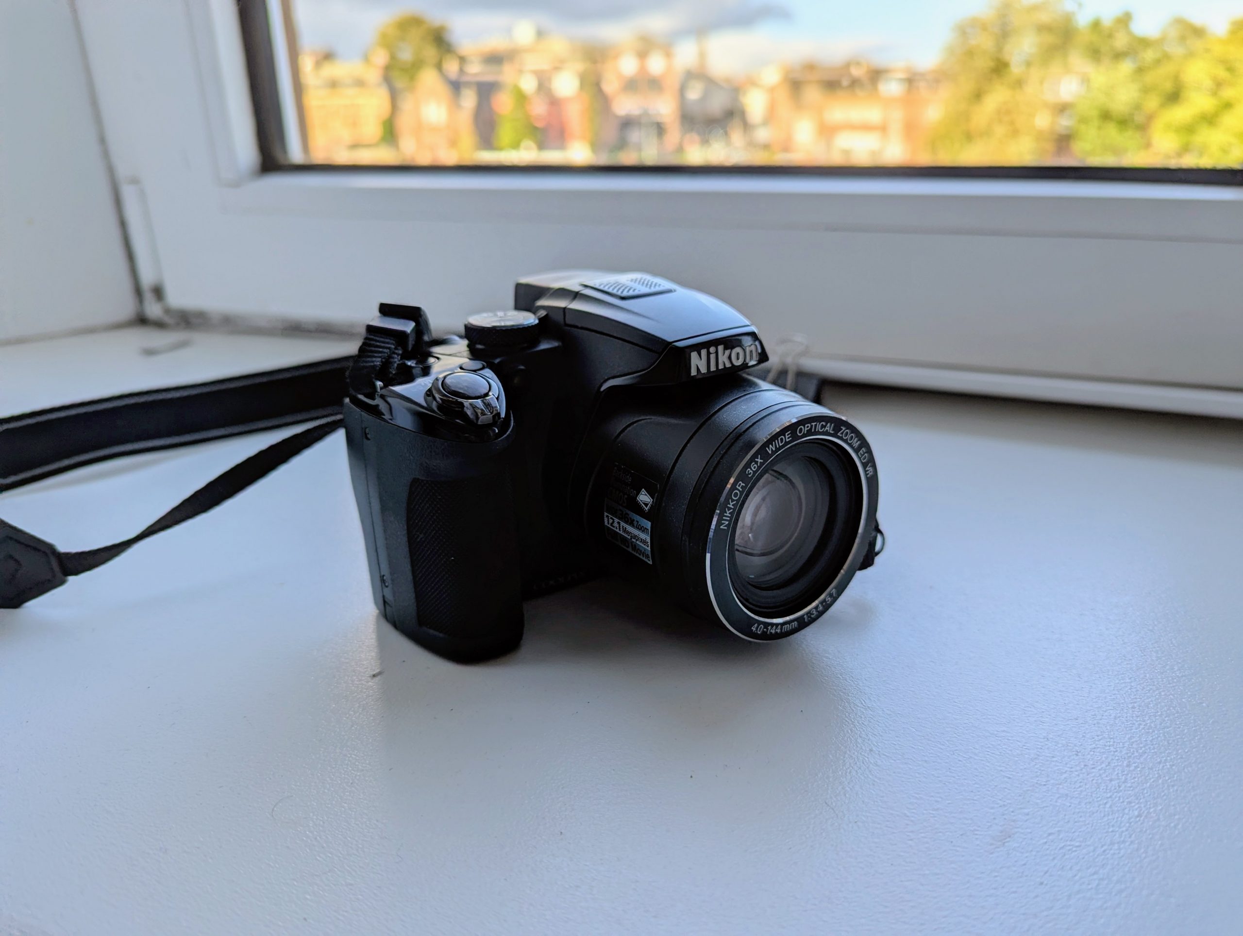 Tinfoil hatting on a budget - The Nikon Coolpix P500 Review