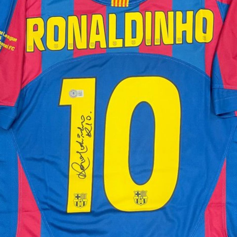 直筆サイン入り】ロナウジーニョ FCバルセロナユニフォームの販売