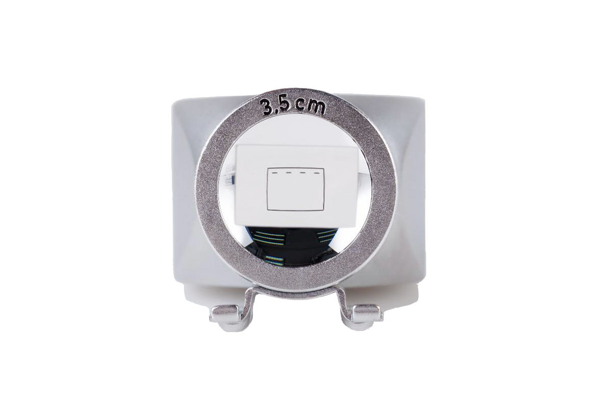 12010 (SBLOO) | ライカカタログ | アトリエライカ