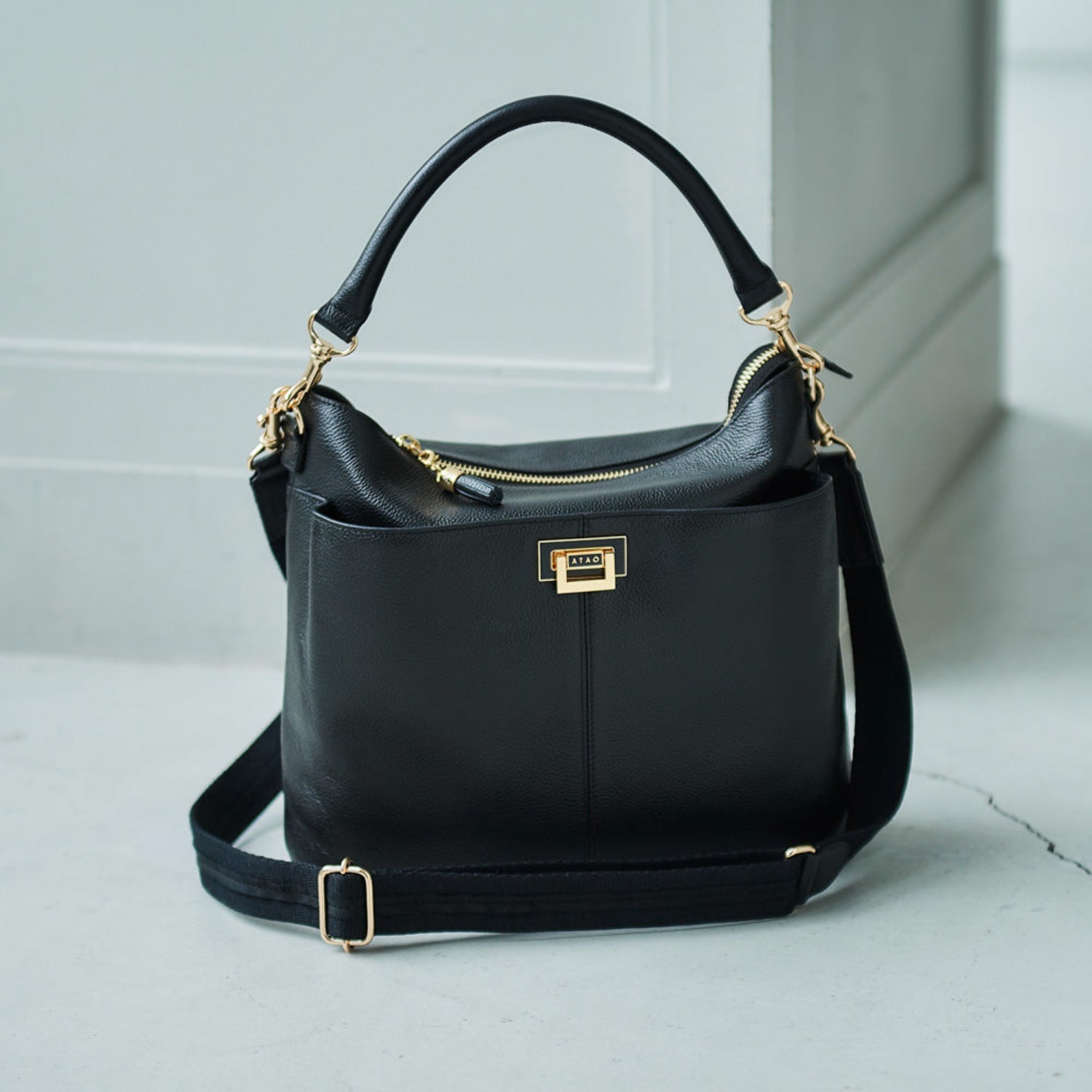 ATAOで人気No;1の2wayバッグ｜水にも汚れにも強い撥水レザー｜WEEKEND