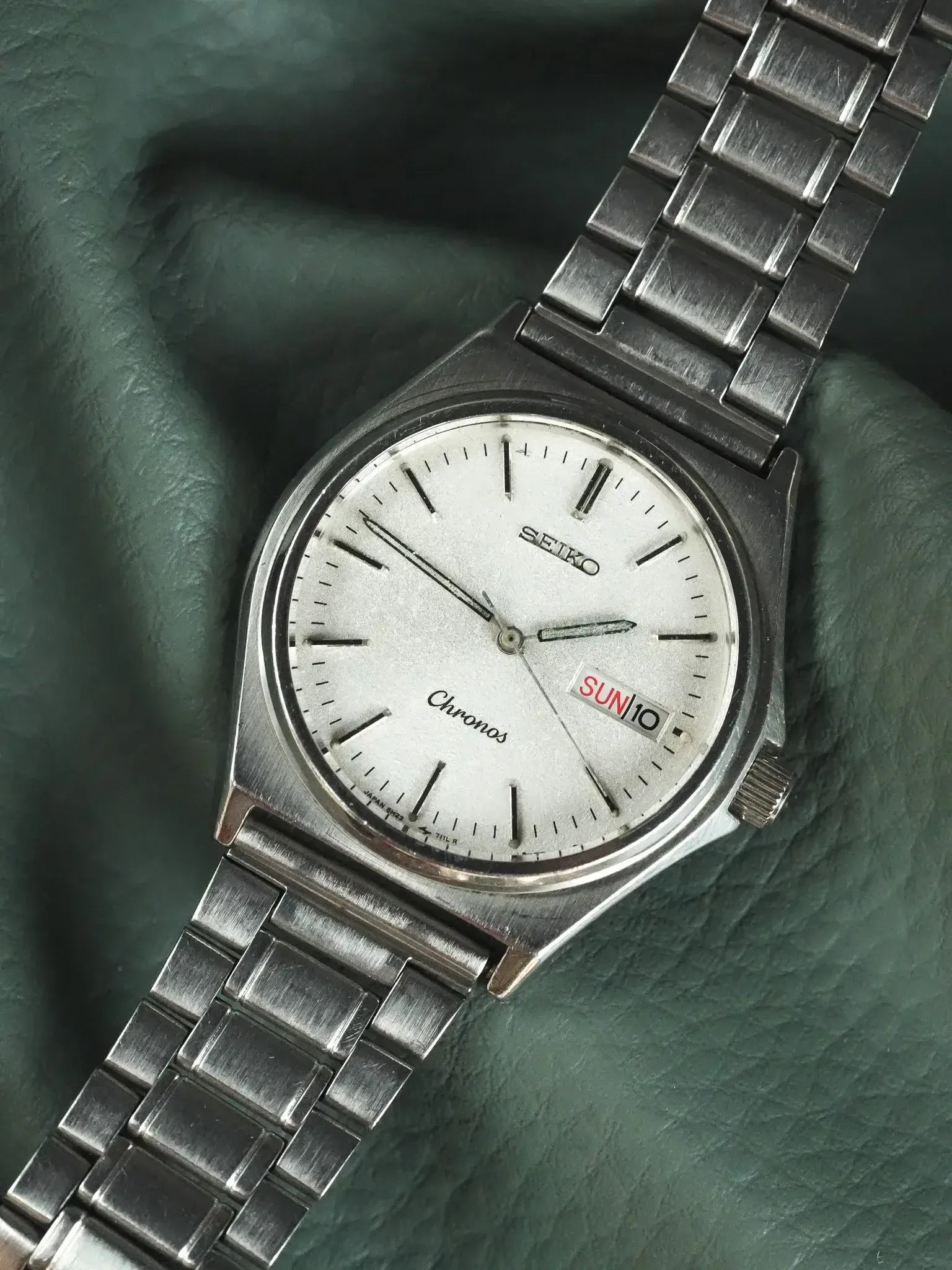 Seiko - Chronos Daydate Kanji Snow Dial Steel - 1988
