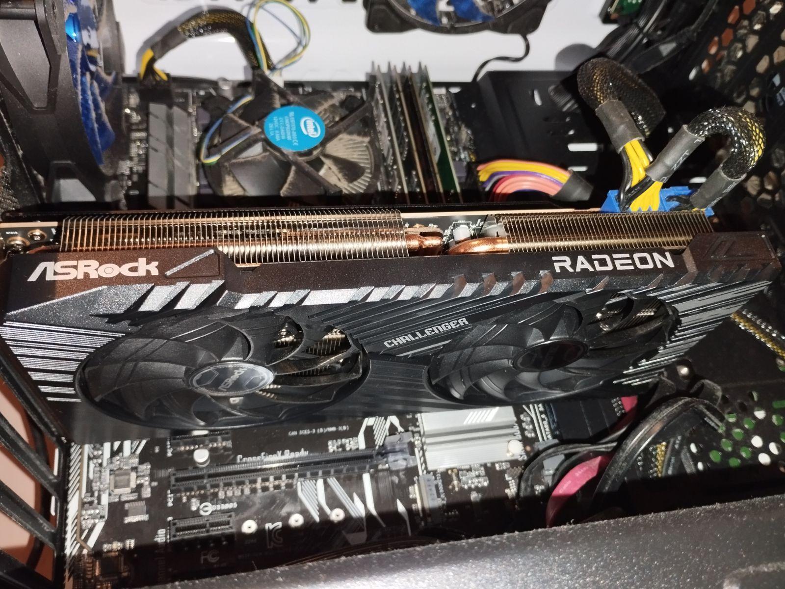 ASRock AMD Radeon RX 7800 XT Challenger 16GB OC - Graphics card
