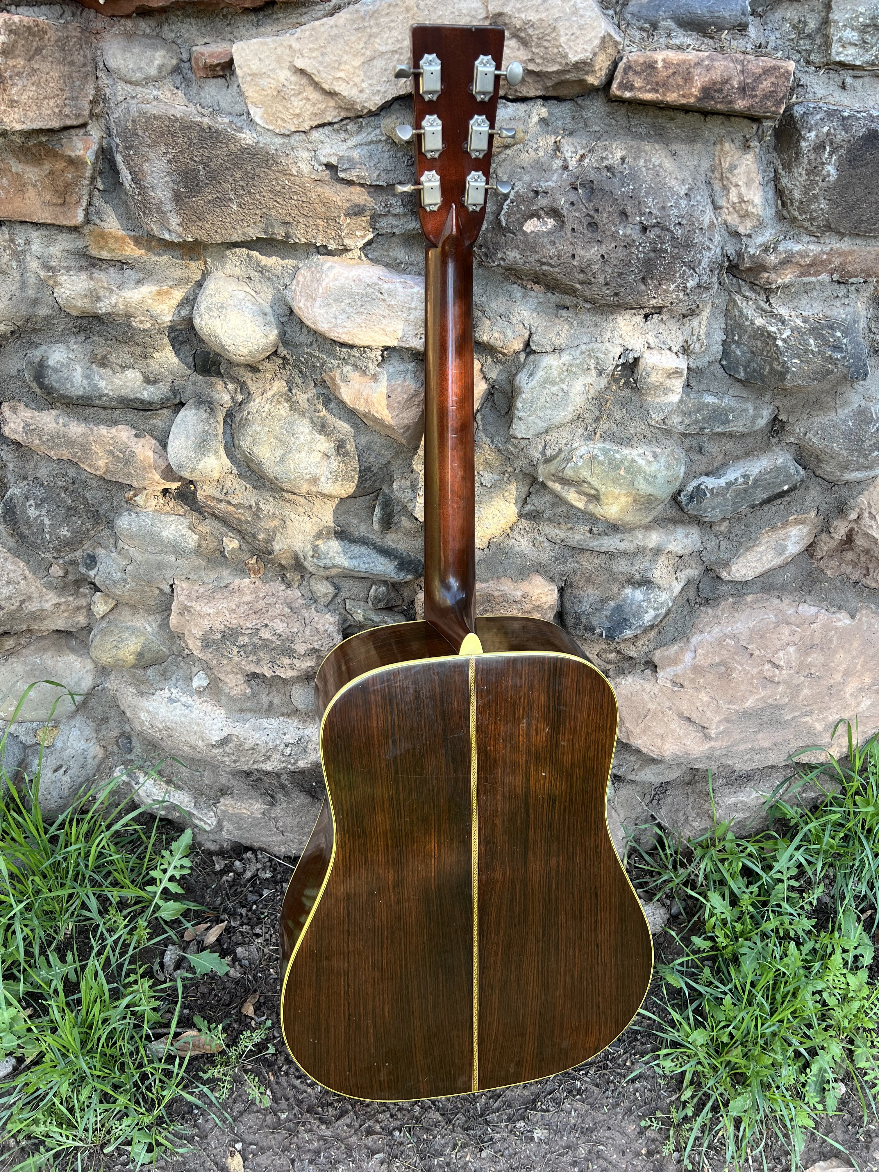 1981 HD-28 Custom Pre-War reissue - The Unofficial Martin Guitar Forum
