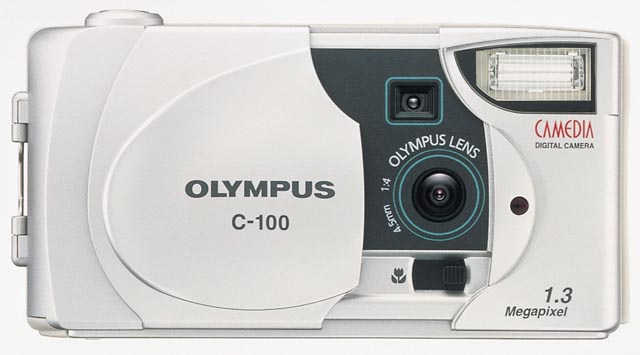 オリンパス、実用性を高めたコンパクトデジタルカメラ2機種