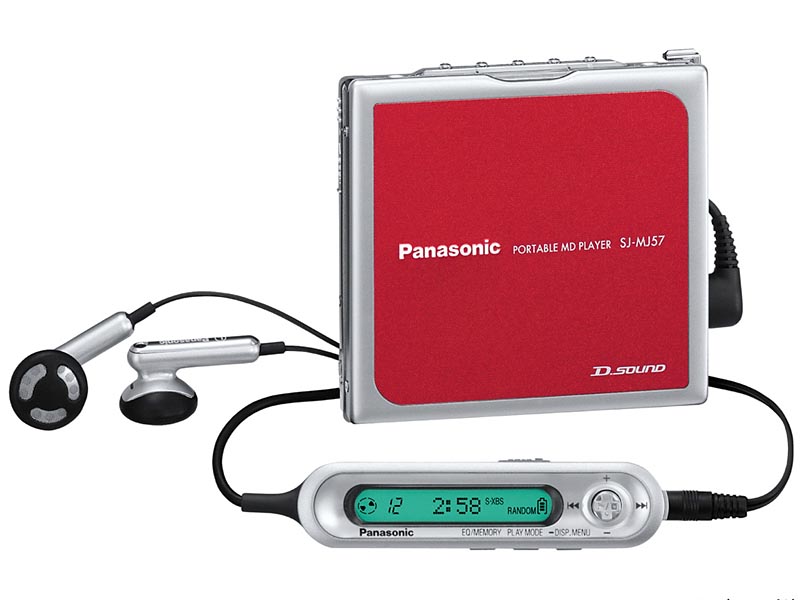 松下、「光るスピーカー」を装着可能なポータブルMDプレーヤー