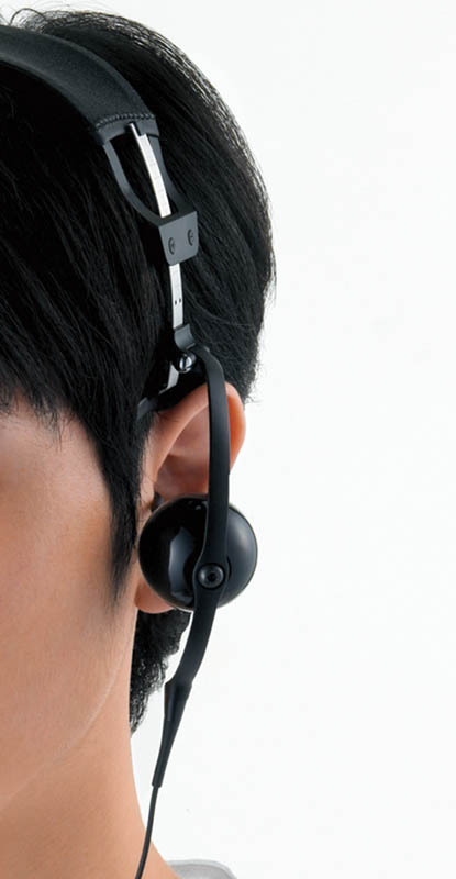 ソニー、ヘッドフォン型の「フィールドスピーカー」