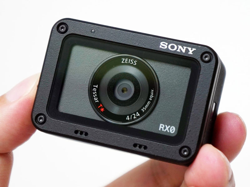 小寺信良の週刊 Electric Zooma!】現代のスパイカメラ?! 超小型な