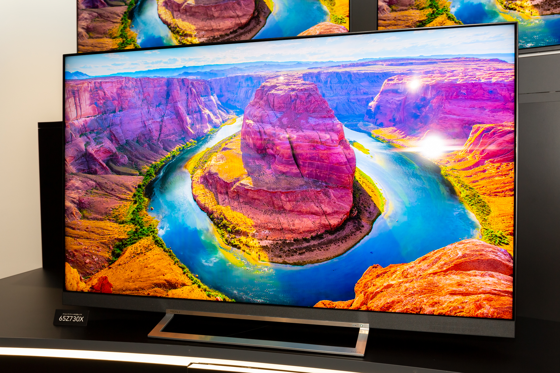 ダブル4Kチューナ&全録の最上位4K液晶レグザ「Z730X」。AI超解像+80W