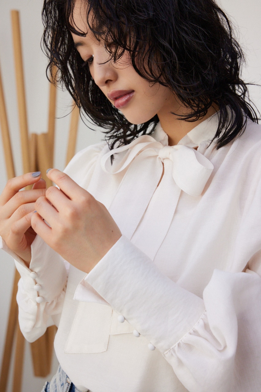 2WAYシアーリボンブラウス｜WOMEN｜250HSF30-096B｜AZUL BY MOUSSY