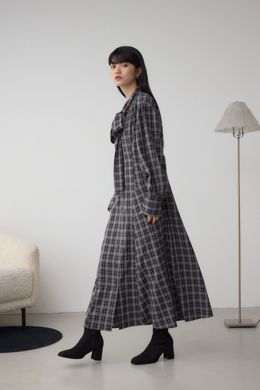 チェックボウタイワンピース｜WOMEN｜250IAB33-4511｜AZUL BY MOUSSY