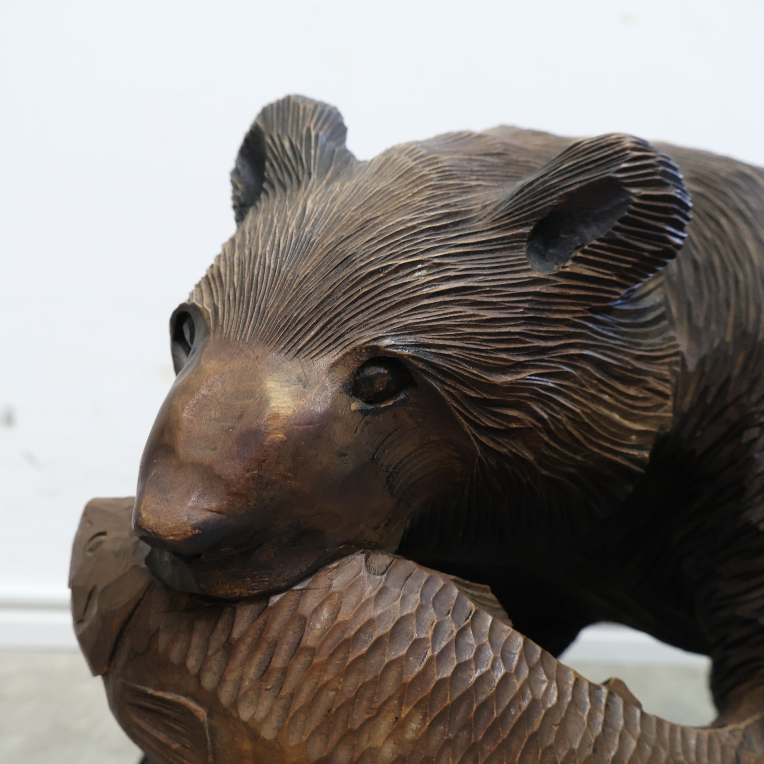 大きい木彫りの熊 – バナルオンラインショップ（BANUL）の通販ならBANUL