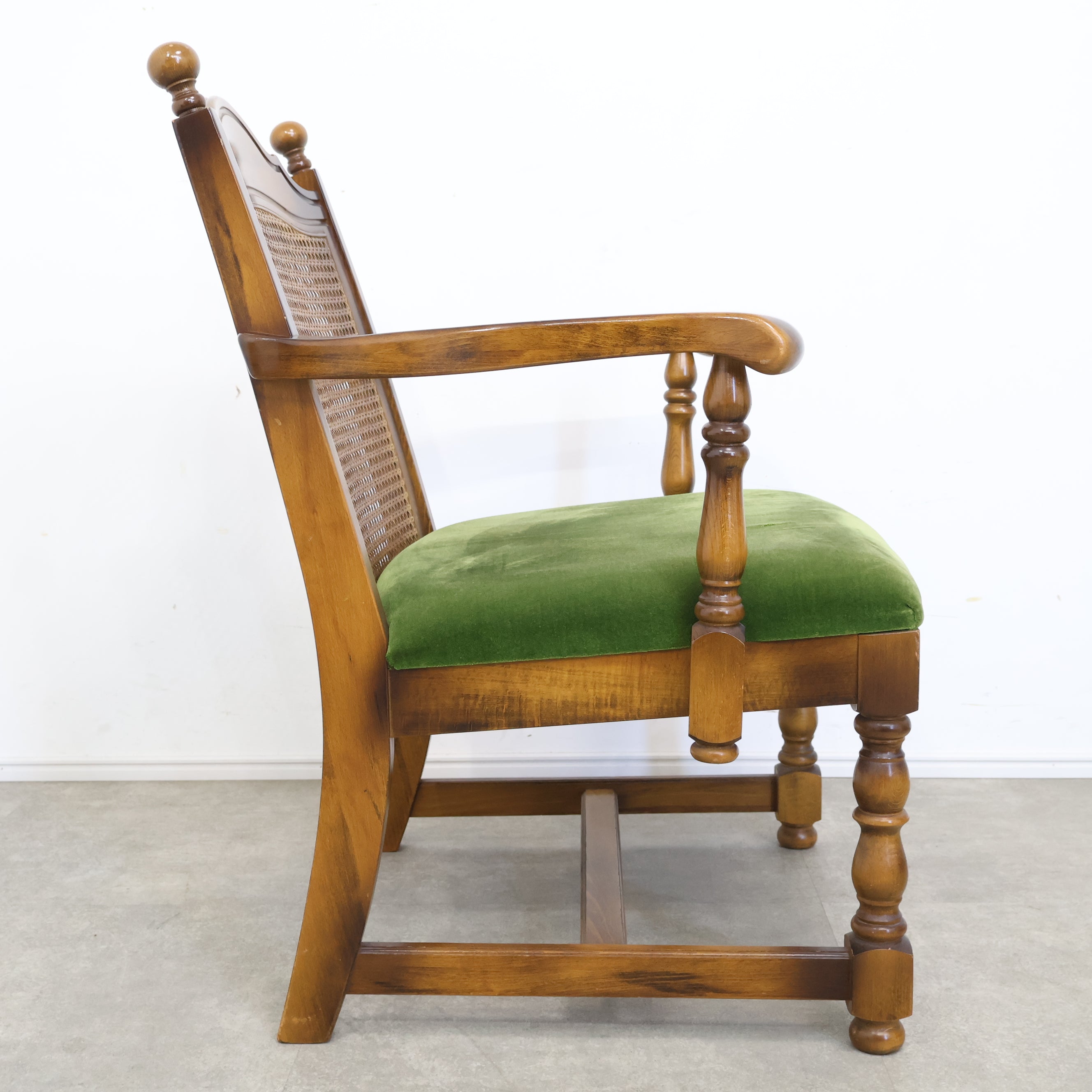 オールドカリモクのアームチェア No.2 – バナルオンラインショップ