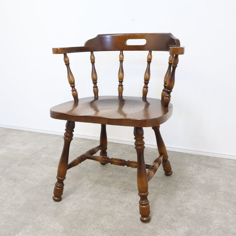 ① ヴィンテージ 飛騨産業 キツツキ 木製椅子 ウインザーチェア アーム