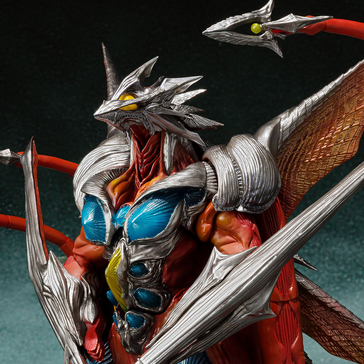 S.H.MonsterArts イリス | フィギュア | アニメグッズ ・おもちゃなら