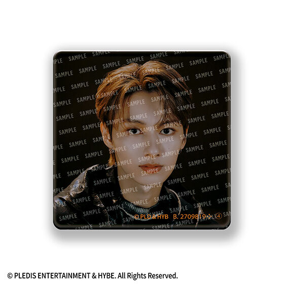 SVTアクリルバッジ From PLEDIS ENTERTAINMENT SEVENTEEN｜ガシャポン