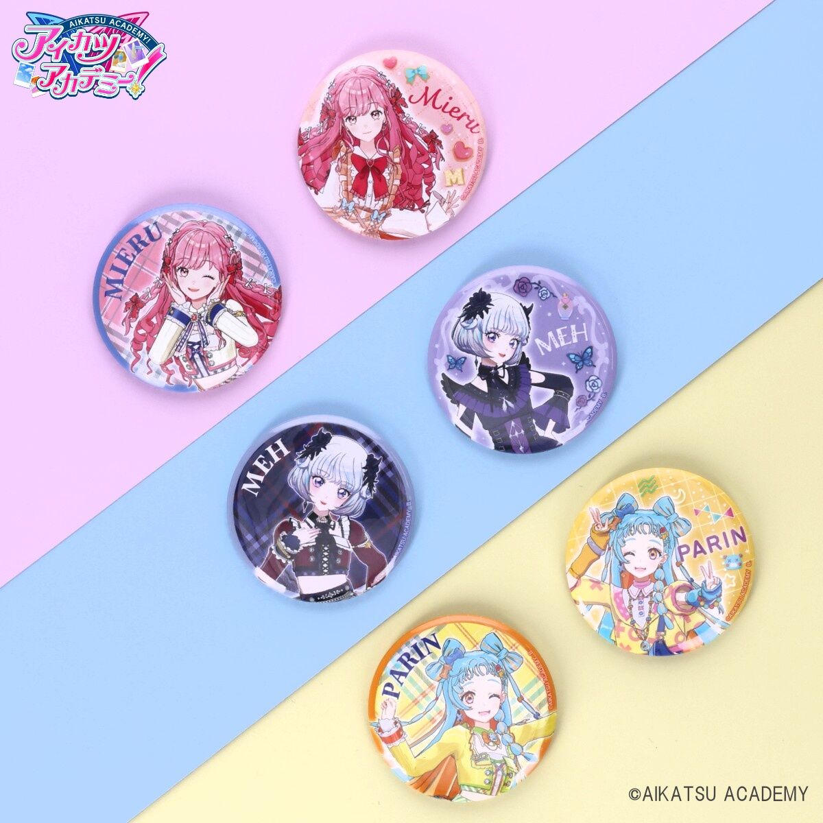ハピクロ！】アイカツアカデミー！缶バッジ 私服＆スクールドレス【全6