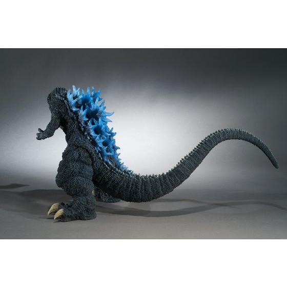 ゴジラ」(2001)が約38cm×約78cmの巨大フィギュアで登場|バンダイナムコ