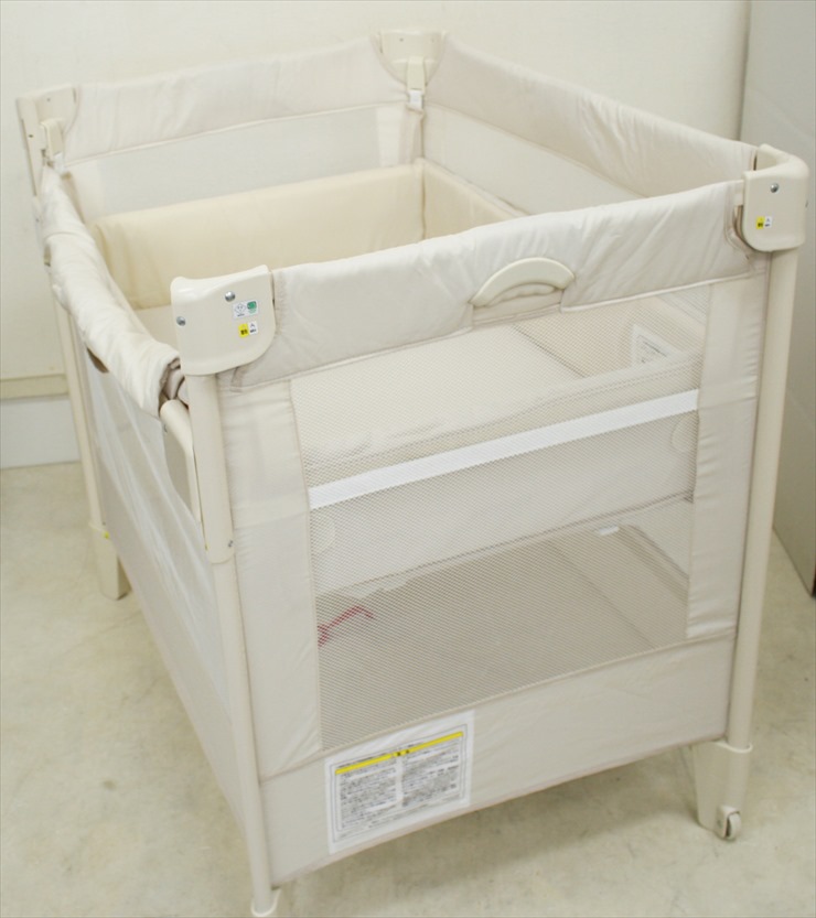 ココネル エアー ミルク WH アップリカ製折り畳みベビーベッド №44915
