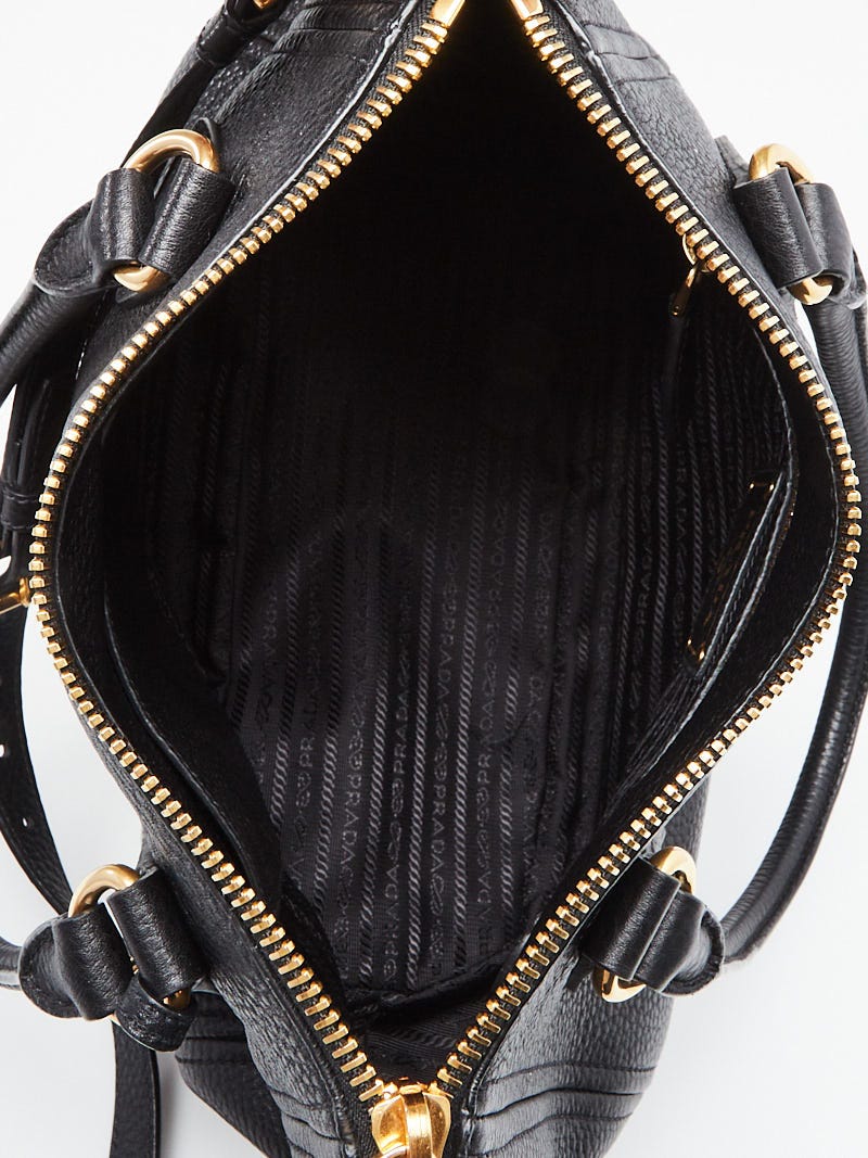 Prada Black Vitello Phenix Leather Hobo Bag 1BC032 | Yoogi's Closet