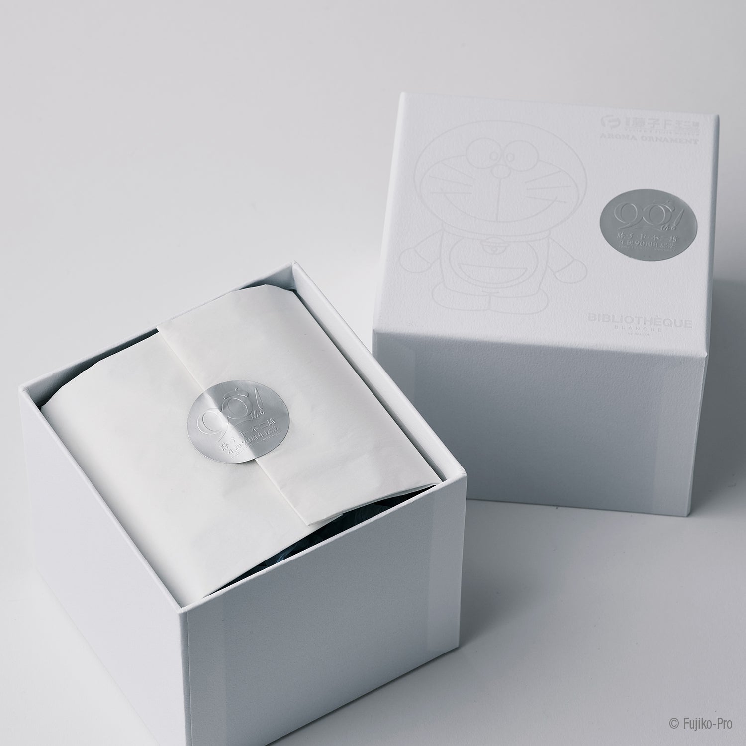 藤子・F・不二雄ミュージアム ドラえもん アロマオーナメント – BALLON