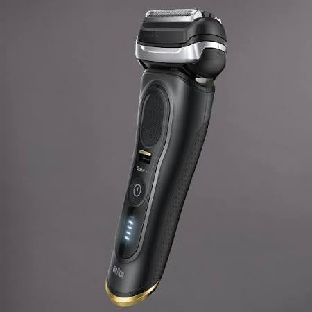 BRAUN Series 9 Sport + 9320CC Wet & Dry Clean & Charge System