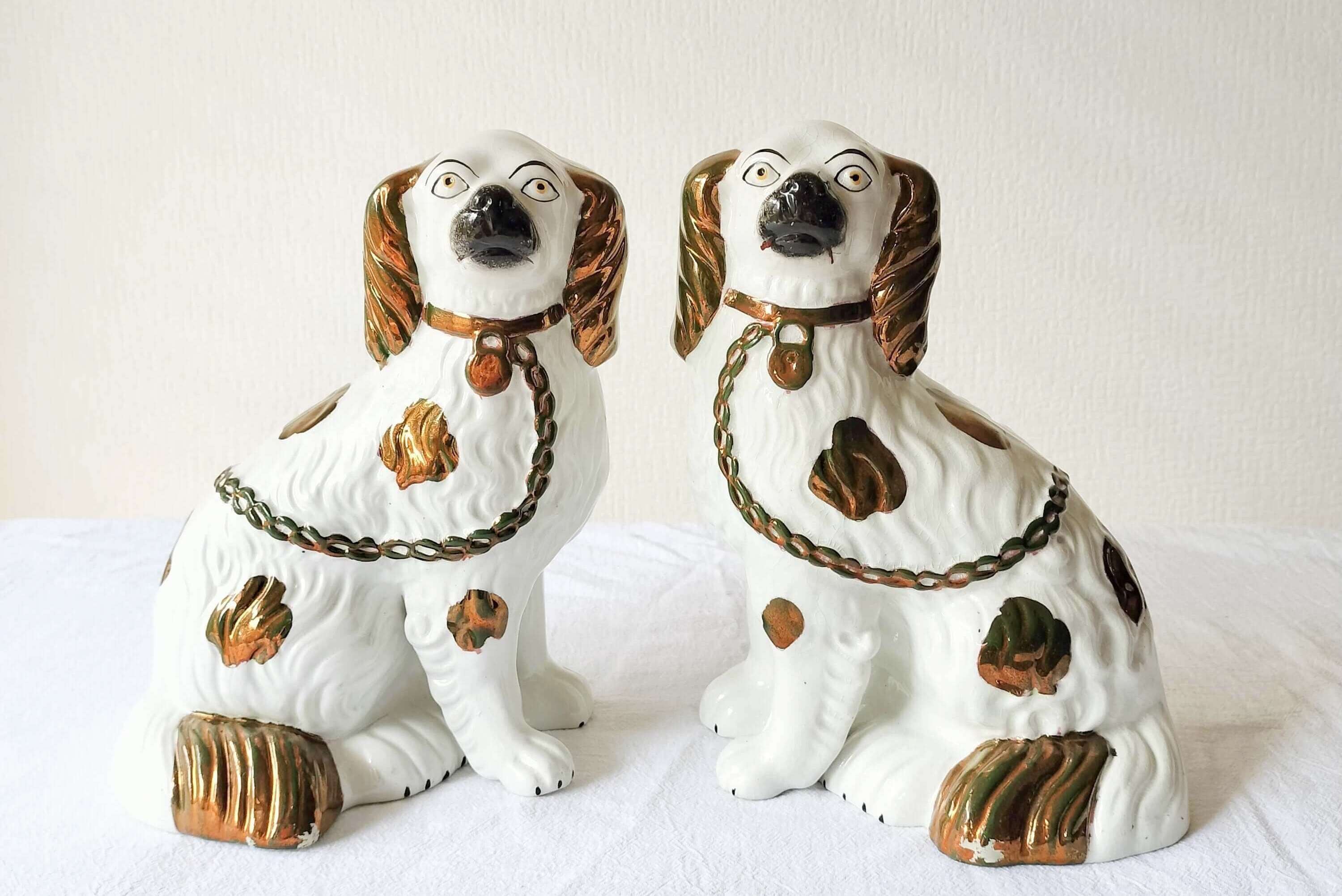 英国 スタッフォードシヤードッグ 2体 プードル大 24センチ 【公式通販】