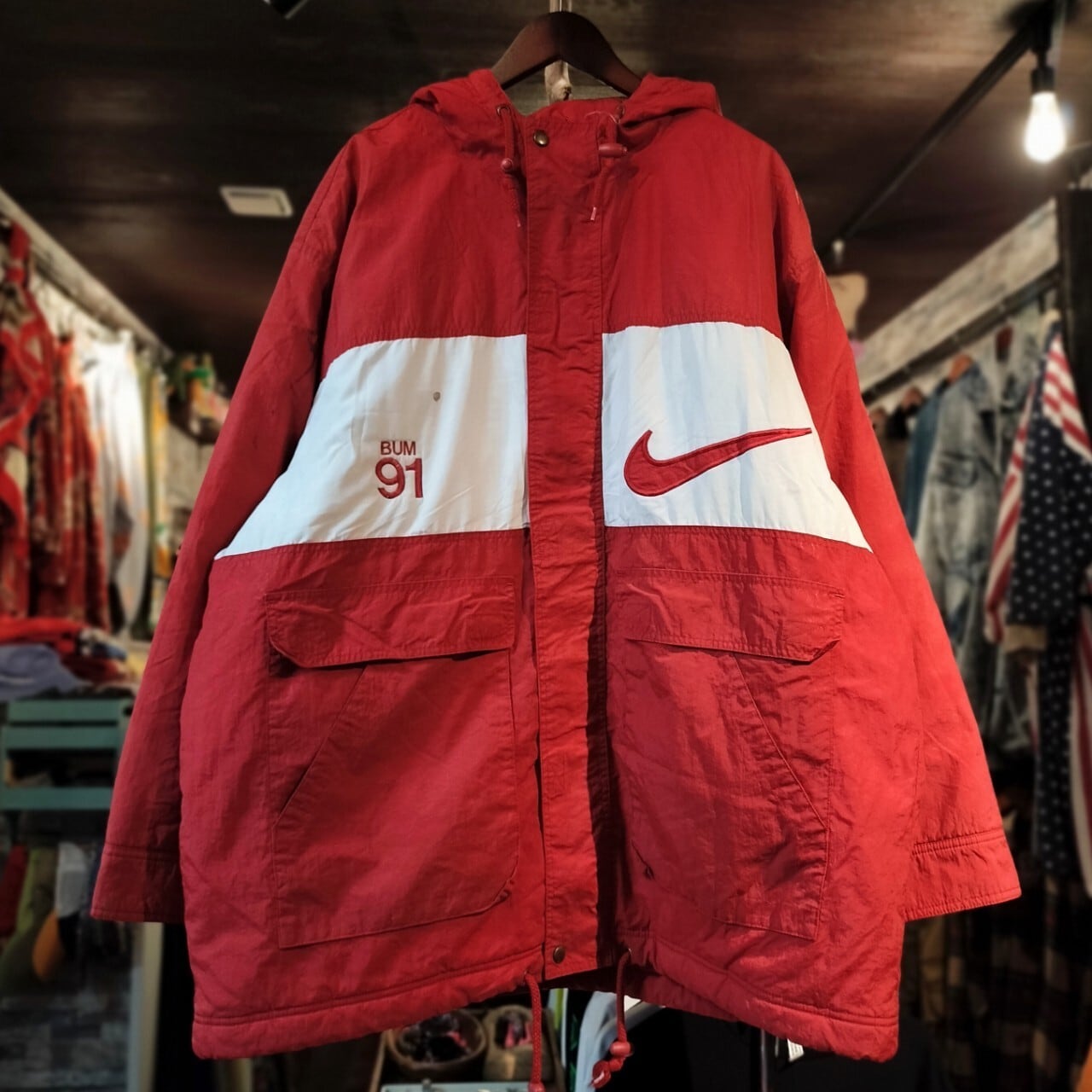 NIKE 90s 中綿 ナイロンジャケット カレッジロゴ ナイキ 刺繍ロゴ