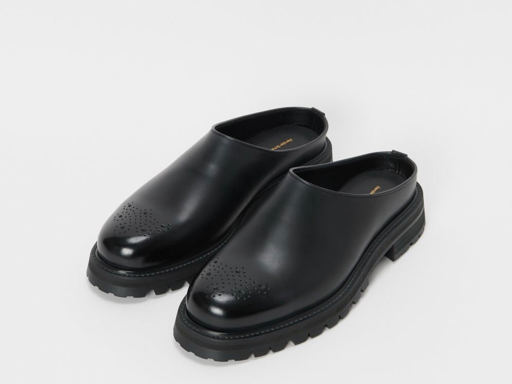 Hender Scheme”command mule black” | Lapel online store