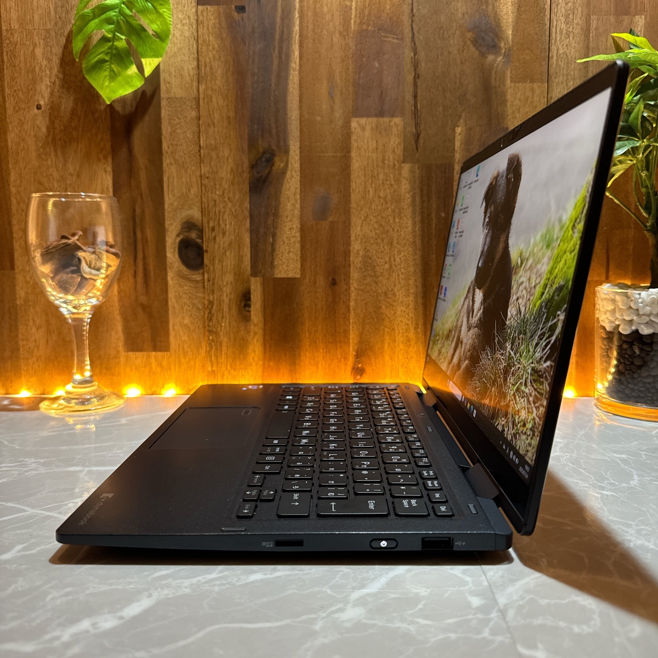 2in1モデル』Dynabook V83/HS タッチパネル 人気 i5第11世代 メモリ8GB